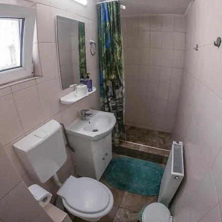 Affittacamere Lacramioara Din